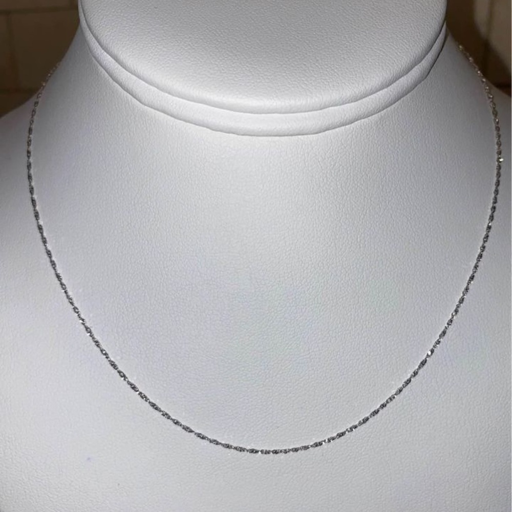 10K White Gold, 16” 1mm Singapore womens chain. (Brand New)